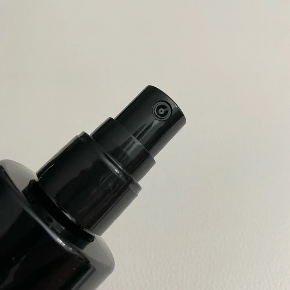 Illamasqua hydra setting spray